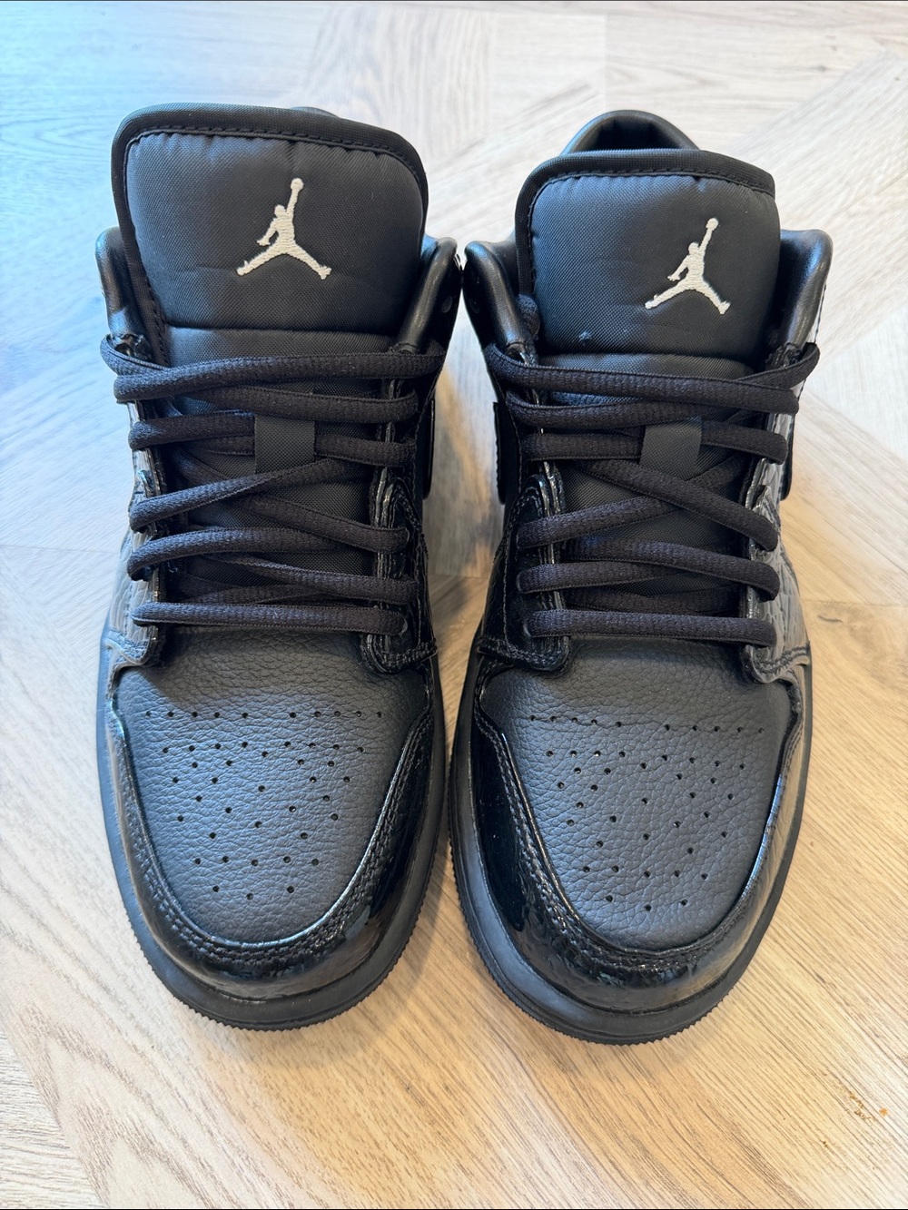 Women’s Air Jordan 1 Low SE Black Croc